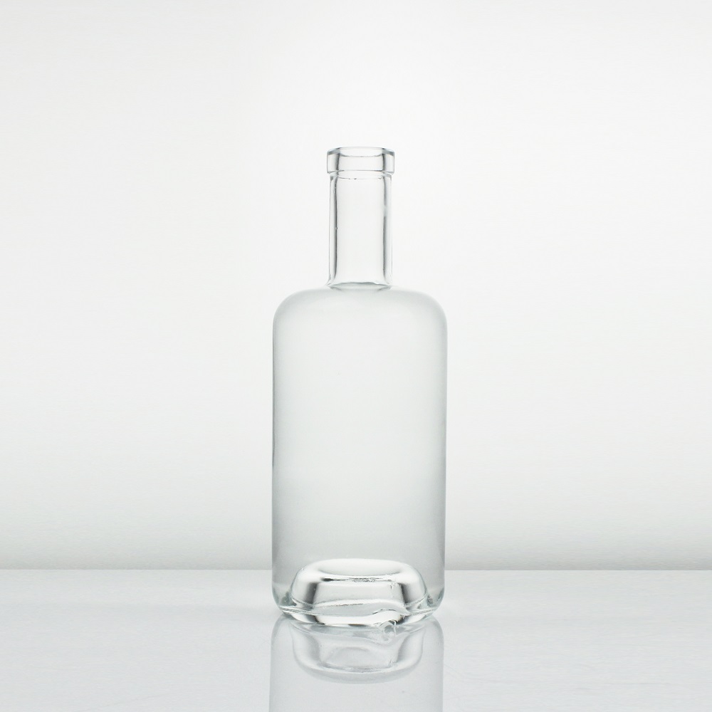 750ml Crystal Glass Bottle Embossed Custom Glass Bottle